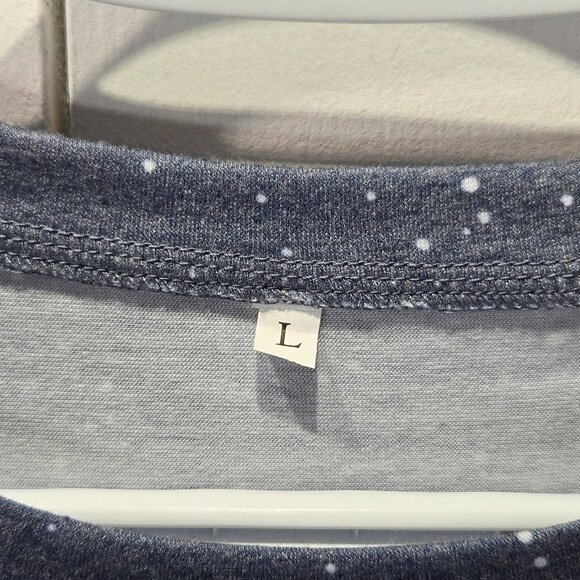 New Dunkin Donuts Halloween Movie Graphic Print T-shirt - Size Large - Picture 3 of 4